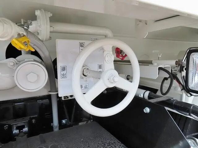 日野デュトロタンク車（タンクローリー）小型（2t・3t）[写真22]