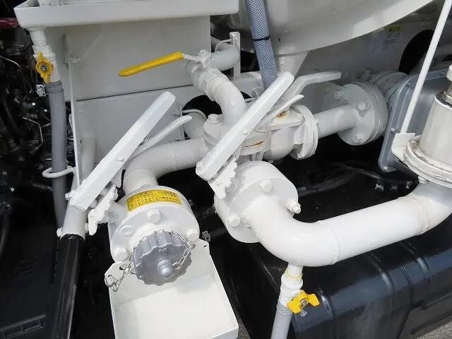 日野デュトロタンク車（タンクローリー）小型（2t・3t）[写真25]