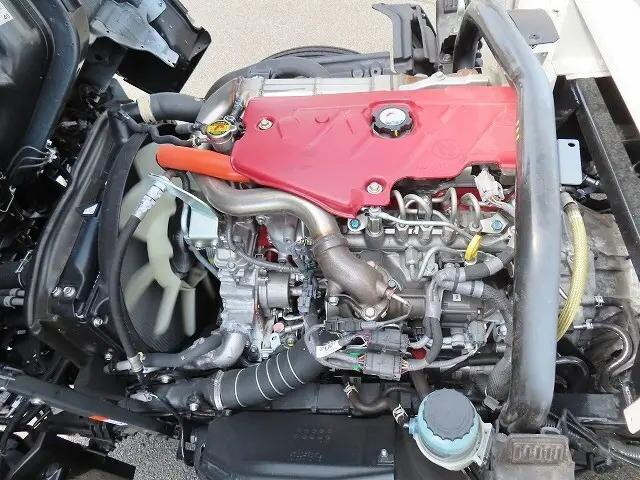 日野デュトロタンク車（タンクローリー）小型（2t・3t）[写真32]