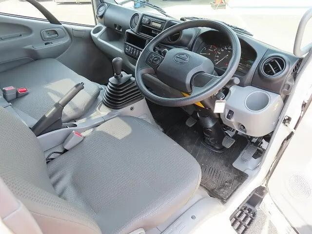 日野デュトロタンク車（タンクローリー）小型（2t・3t）[写真07]