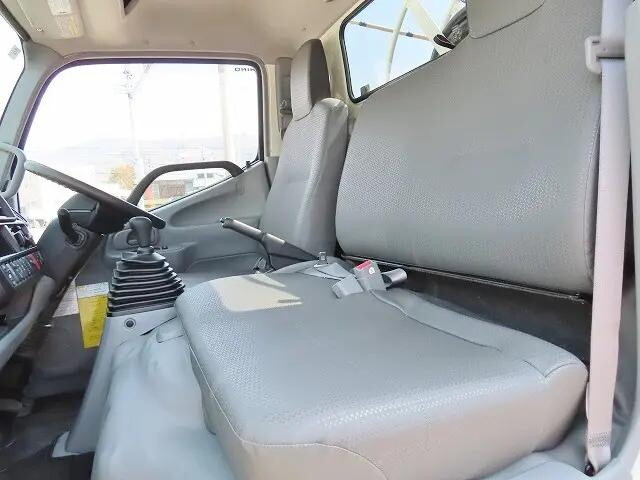 日野デュトロタンク車（タンクローリー）小型（2t・3t）[写真08]