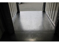 いすゞエルフ冷凍車（冷蔵車）小型（2t・3t）[写真14]