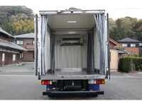 いすゞエルフ冷凍車（冷蔵車）小型（2t・3t）[写真19]