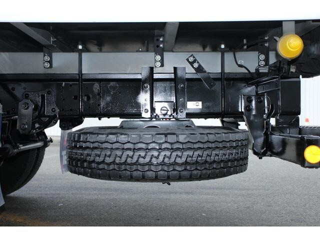 いすゞエルフ冷凍車（冷蔵車）小型（2t・3t）[写真21]