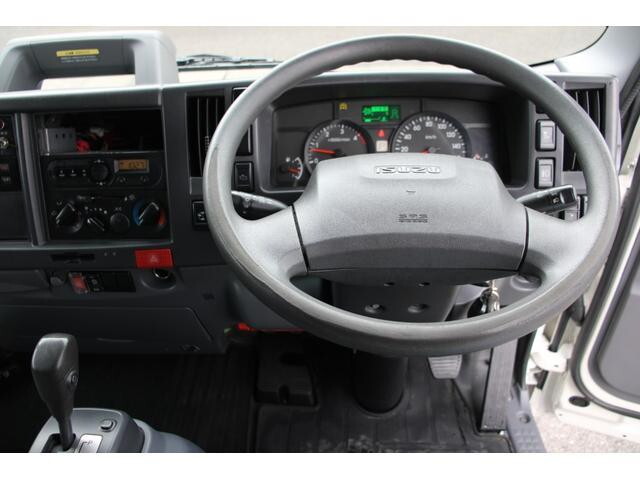 いすゞエルフ冷凍車（冷蔵車）小型（2t・3t）[写真27]