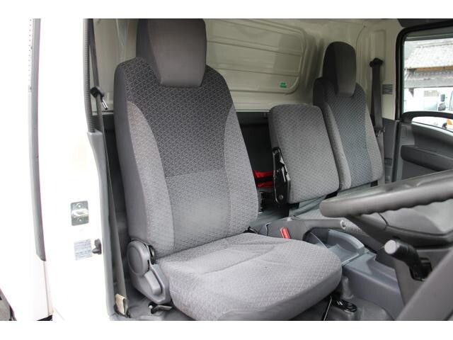 いすゞエルフ冷凍車（冷蔵車）小型（2t・3t）[写真34]