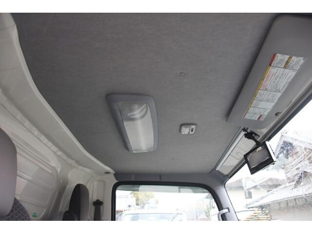 いすゞエルフ冷凍車（冷蔵車）小型（2t・3t）[写真35]