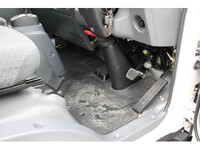 いすゞエルフ冷凍車（冷蔵車）小型（2t・3t）[写真37]