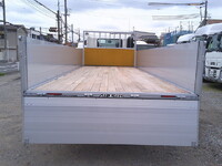 日野レンジャーアルミブロック中型（4t）[写真16]