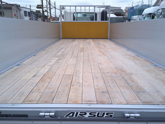 日野レンジャーアルミブロック中型（4t）[写真16]