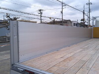 日野レンジャーアルミブロック中型（4t）[写真19]