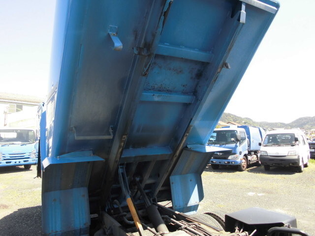いすゞエルフパッカー車（塵芥車）小型（2t・3t）[写真11]