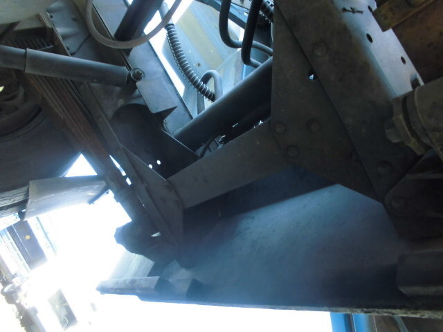 いすゞエルフパッカー車（塵芥車）小型（2t・3t）[写真15]