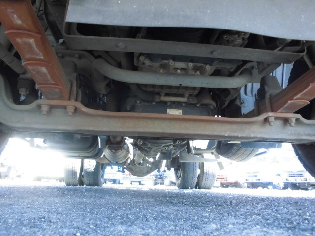 いすゞエルフパッカー車（塵芥車）小型（2t・3t）[写真18]