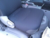 日野デュトロアルミブロック小型（2t・3t）[写真24]