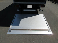 いすゞエルフパネルバン小型（2t・3t）[写真12]