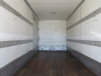 いすゞエルフパネルバン小型（2t・3t）[写真13]