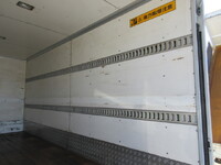 いすゞエルフパネルバン小型（2t・3t）[写真15]