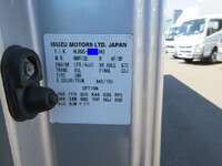 いすゞエルフパネルバン小型（2t・3t）[写真31]