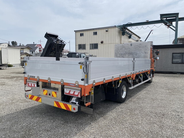 日野レンジャーアルミブロック中型（4t）[写真03]