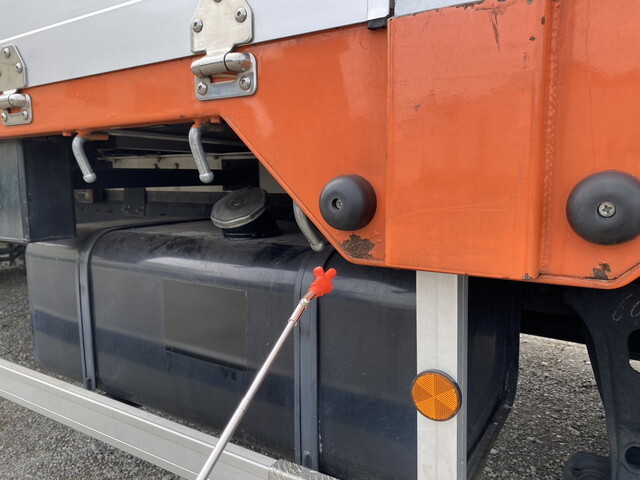 日野レンジャーアルミブロック中型（4t）[写真31]