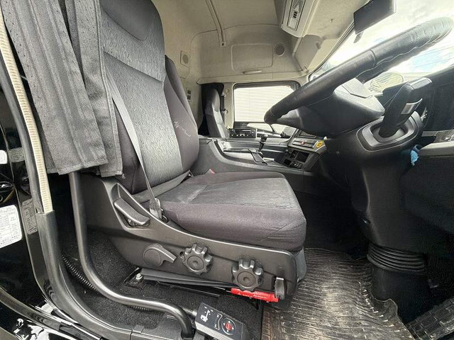 三菱ふそうスーパーグレート冷凍車（冷蔵車）大型（10t）[写真33]