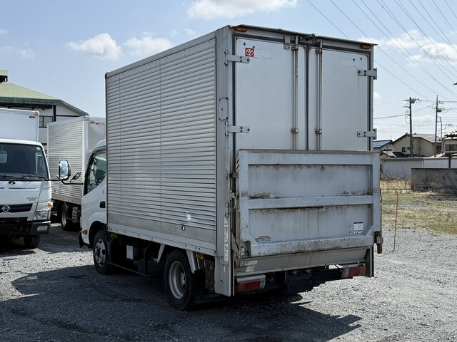 トヨタダイナアルミバン小型（2t・3t）[写真02]