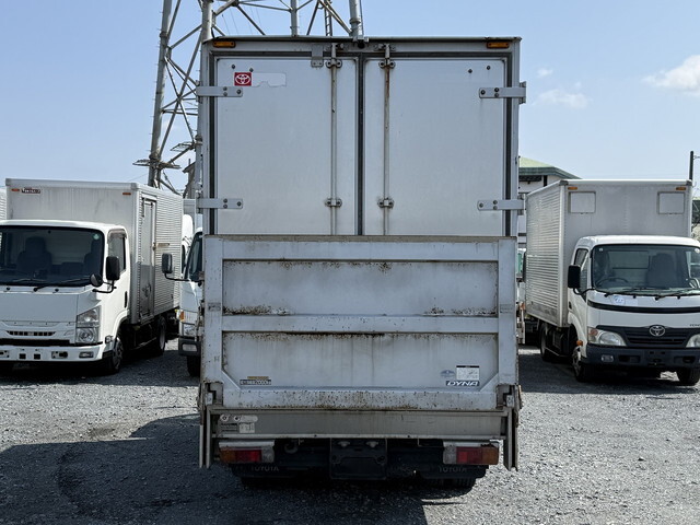 トヨタダイナアルミバン小型（2t・3t）[写真04]