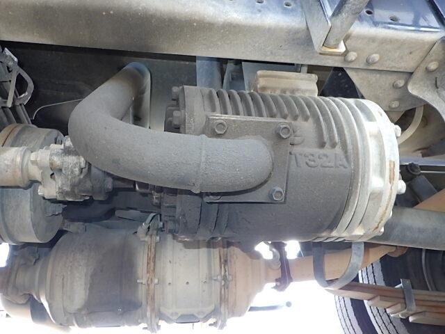 いすゞエルフバキュームカー小型（2t・3t）[写真16]