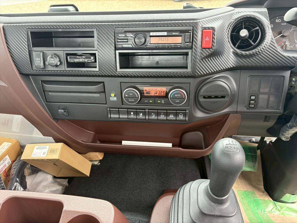 日野レンジャークレーン4段中型（4t）[写真18]