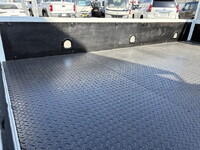 三菱ふそうキャンター平ボディ小型（2t・3t）[写真19]