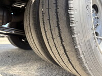 三菱ふそうキャンター平ボディ小型（2t・3t）[写真32]