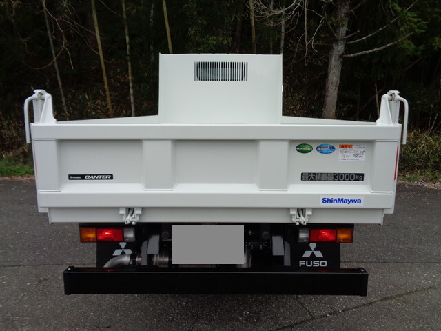 三菱ふそうキャンターダンプ小型（2t・3t）[写真12]