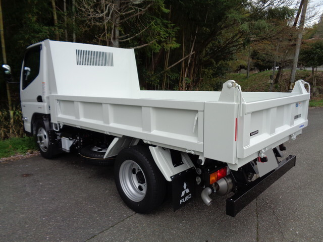三菱ふそうキャンターダンプ小型（2t・3t）[写真13]