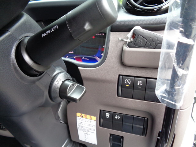 三菱ふそうキャンターダンプ小型（2t・3t）[写真37]