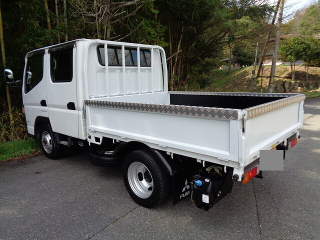 三菱ふそうキャンターダブルキャブ（Wキャブ）小型（2t・3t）[写真02]