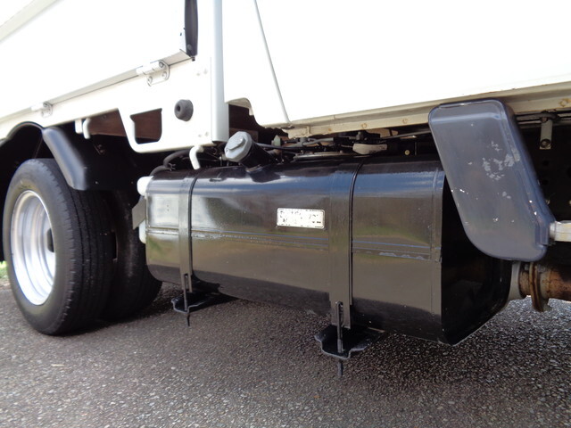 三菱ふそうキャンターダブルキャブ（Wキャブ）小型（2t・3t）[写真21]