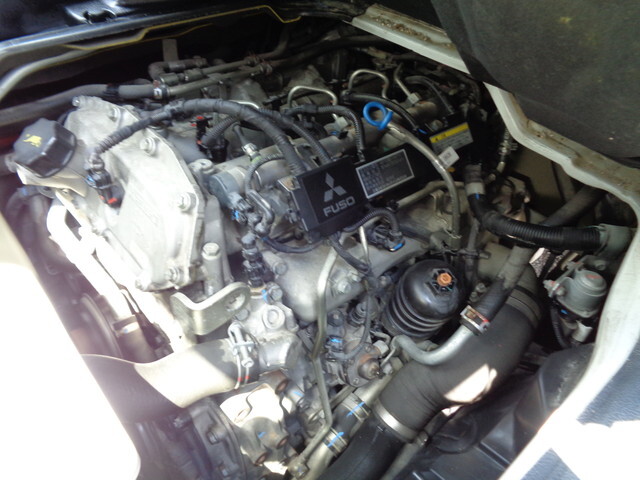 三菱ふそうキャンターダブルキャブ（Wキャブ）小型（2t・3t）[写真22]