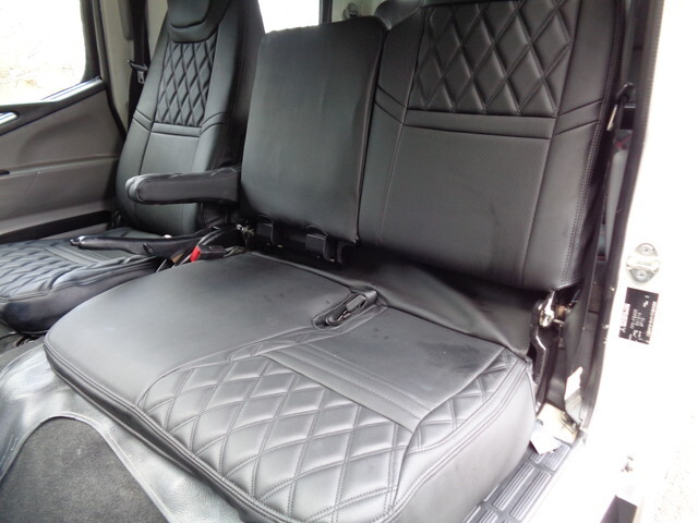 三菱ふそうキャンターダブルキャブ（Wキャブ）小型（2t・3t）[写真28]