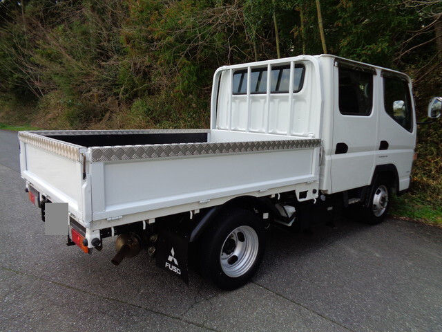 三菱ふそうキャンターダブルキャブ（Wキャブ）小型（2t・3t）[写真04]