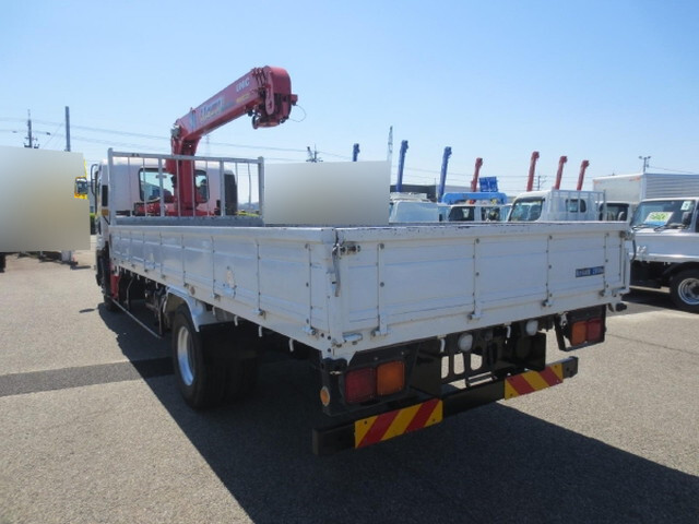 いすゞフォワードクレーン4段中型（4t）[写真02]