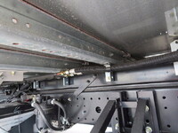 日野デュトロ冷凍車（冷蔵車）小型（2t・3t）[写真13]