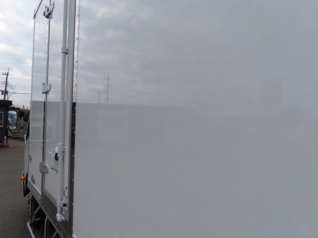 日野デュトロ冷凍車（冷蔵車）小型（2t・3t）[写真24]