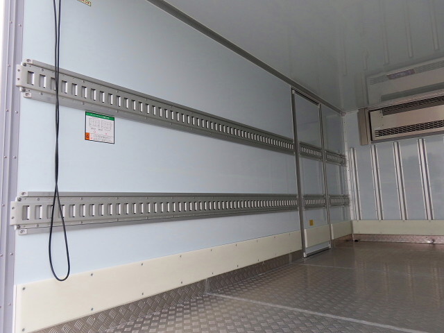 日野デュトロ冷凍車（冷蔵車）小型（2t・3t）[写真29]