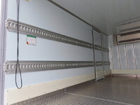 日野デュトロ冷凍車（冷蔵車）小型（2t・3t）[写真30]