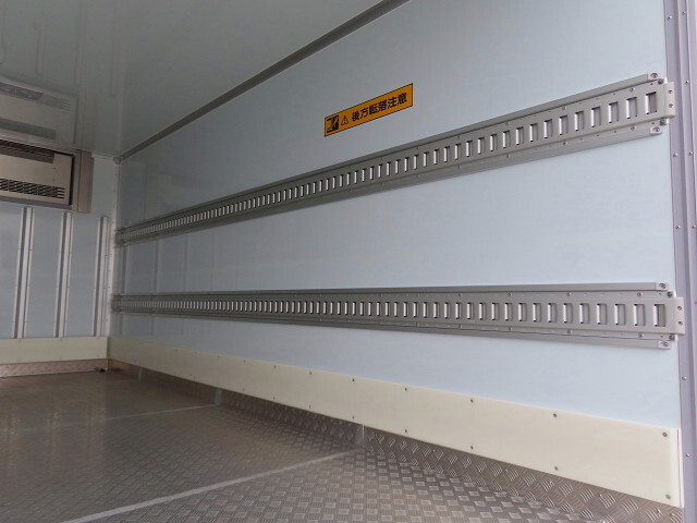 日野デュトロ冷凍車（冷蔵車）小型（2t・3t）[写真30]