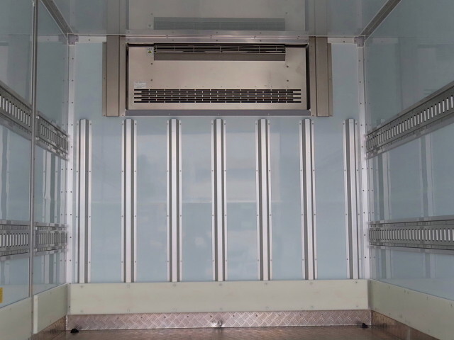 日野デュトロ冷凍車（冷蔵車）小型（2t・3t）[写真31]