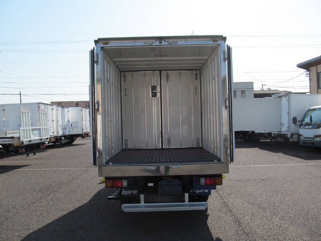 日野デュトロ冷凍車（冷蔵車）小型（2t・3t）[写真10]