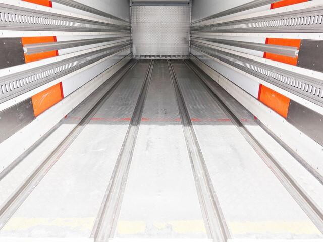 三菱ふそうスーパーグレート冷凍車（冷蔵車）大型（10t）[写真18]