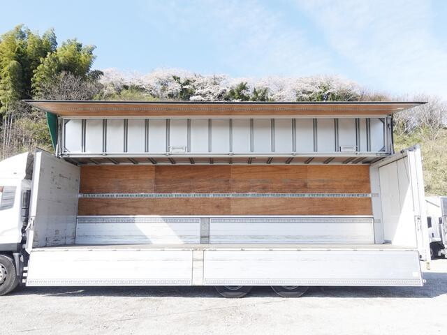 UDトラックスクオンアルミウイング大型（10t）[写真14]